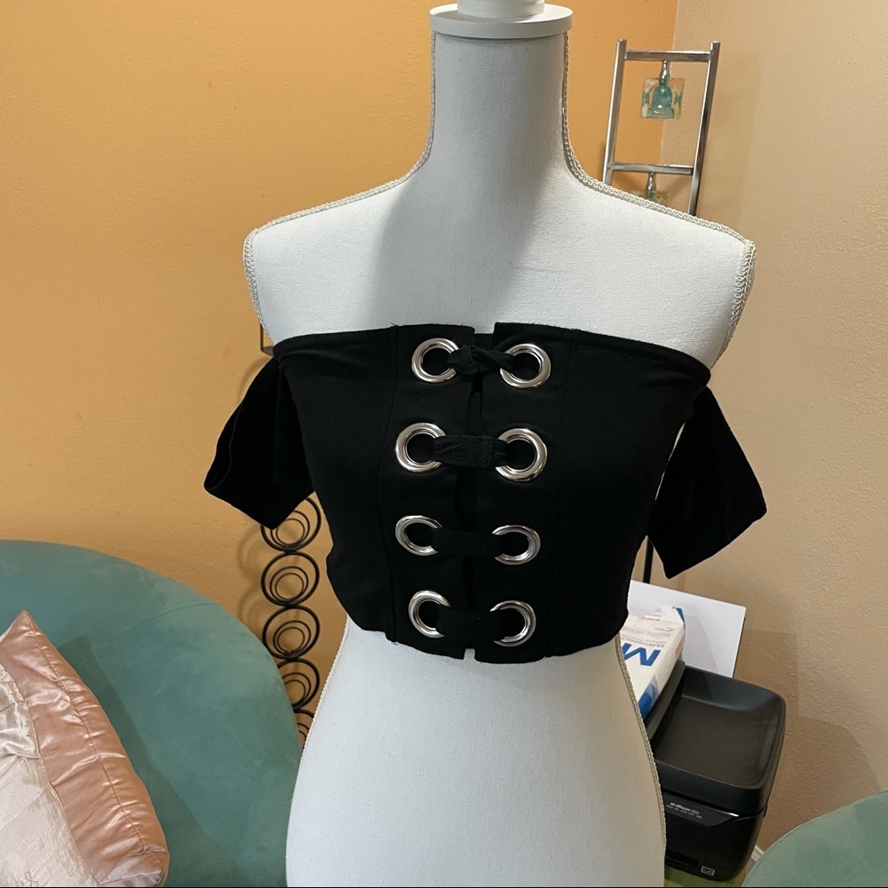 Forever 21 cropped off the shoulder top